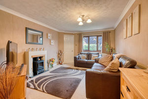 Lounge- click for photo gallery